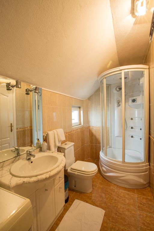 Apartments Koprivica Niksic Bilik gambar
